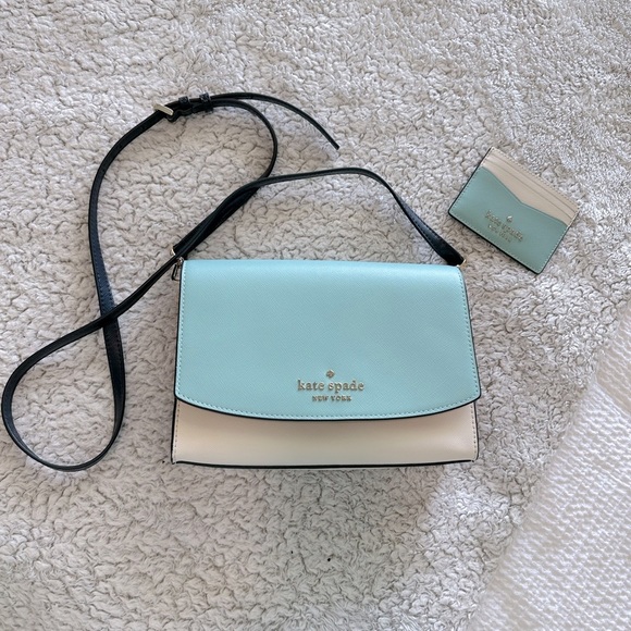 kate spade Handbags - NWT Kate Spade Carson Convertible Crossbody AND wallet * Classic & Elegant*